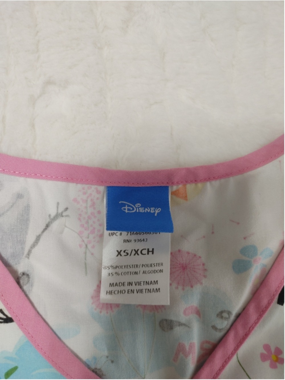 Women's Disney Frozen Olaf Scrub Top XS White Pink - Picture 3 of 7
